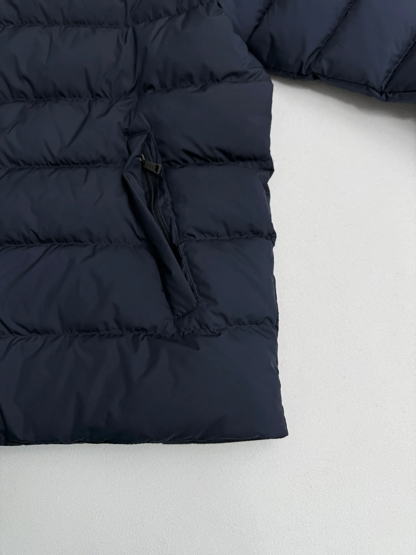 P930 Ralph Lauren Ralph Lauren embroidered light down jacket S/M/L/XL